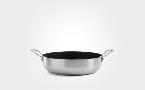 20cm stainless steel tri-ply non-stick chef pan, with side handles